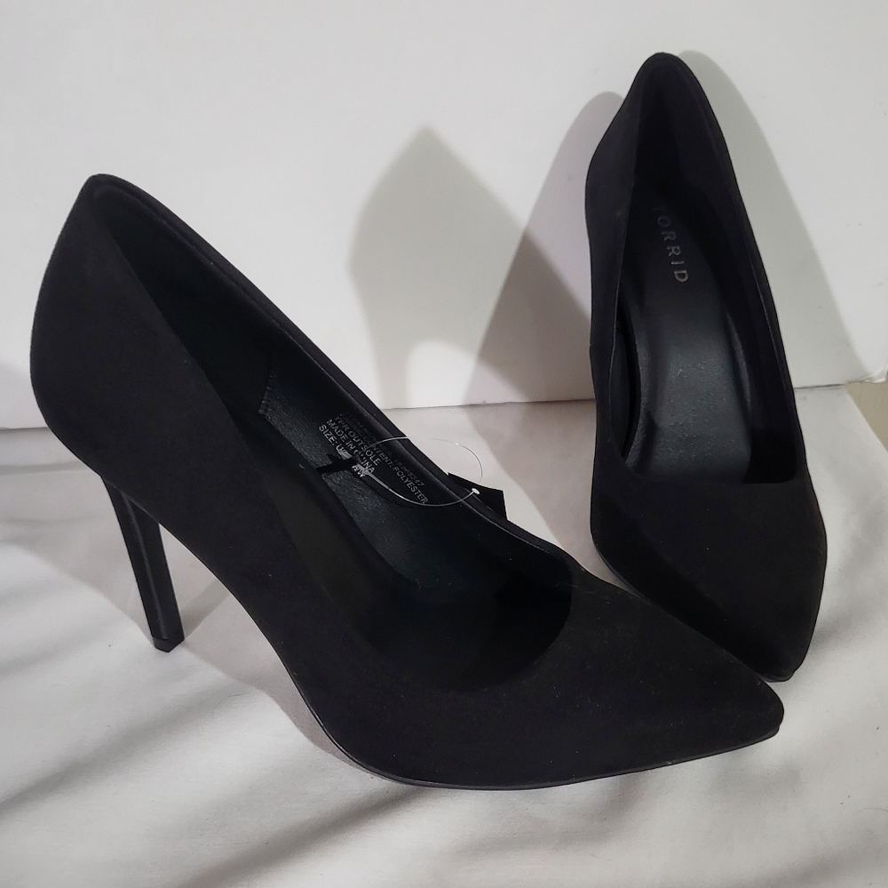 Torrid Point Toe Pumps Sz 11